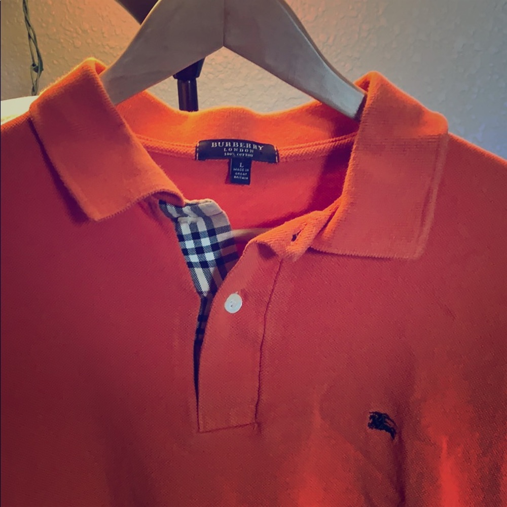 Burberry Collar tee